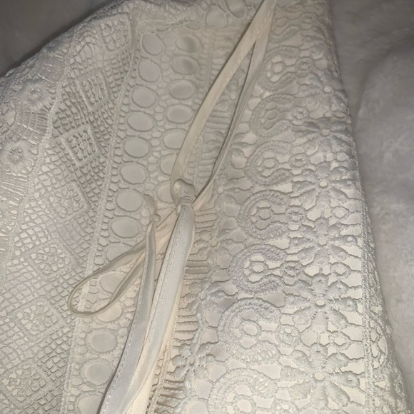 Hollister white lace set - Picture 8 of 8